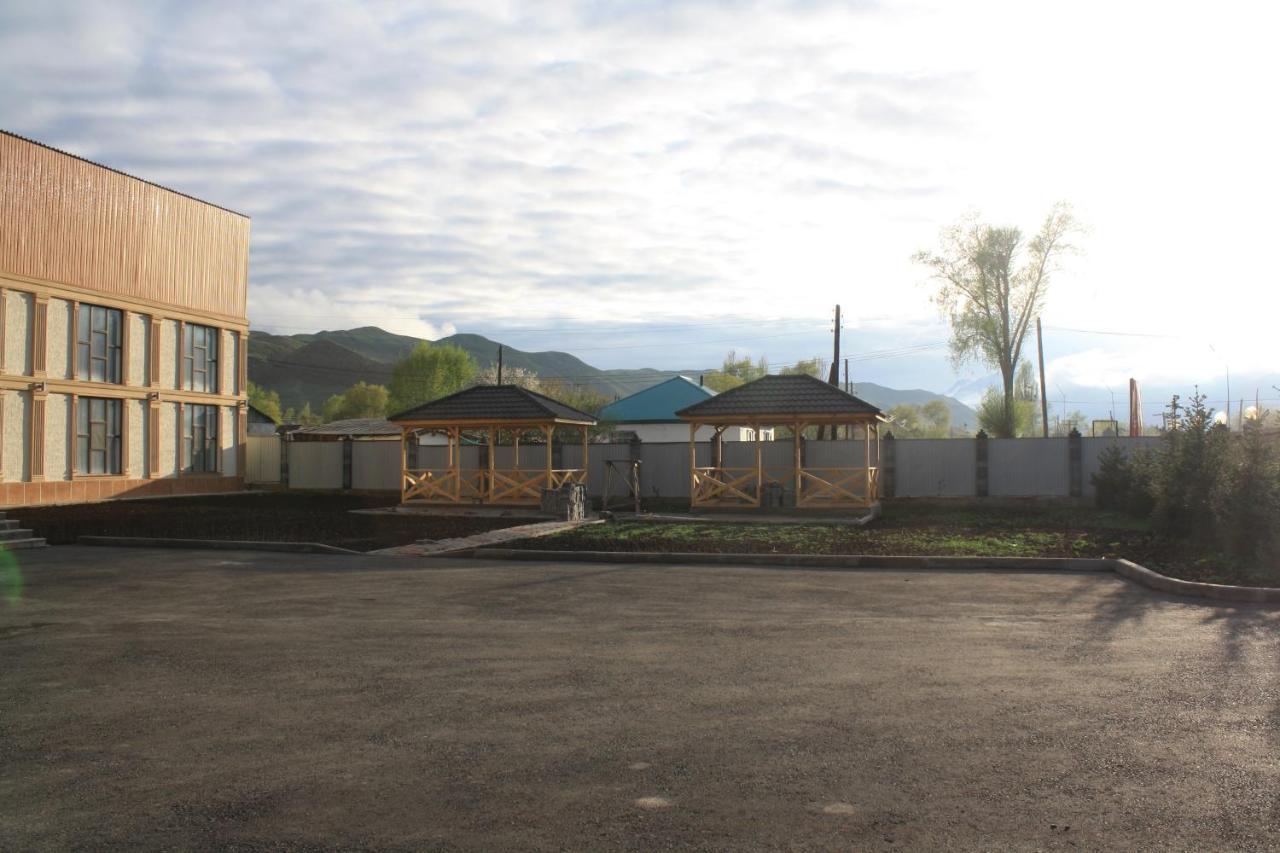 Saty Guest House Exterior foto
