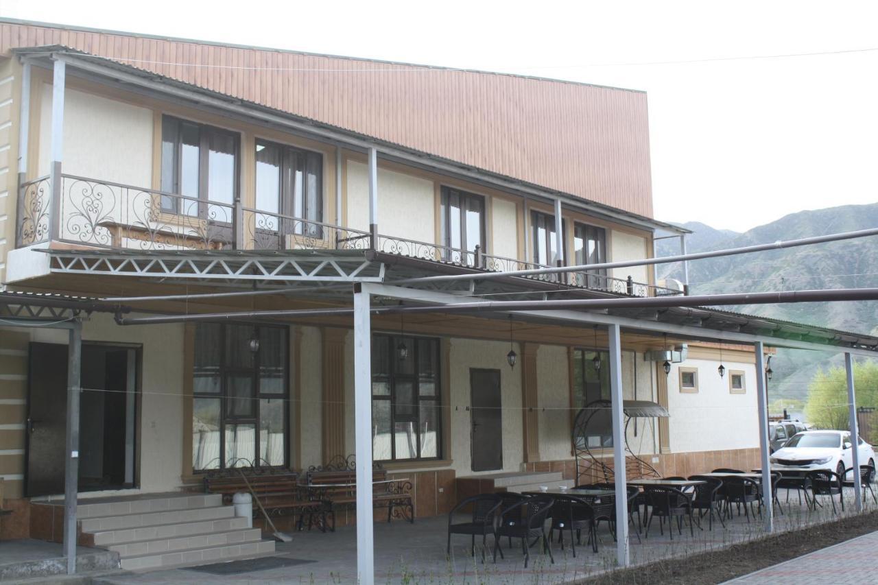 Saty Guest House Exterior foto