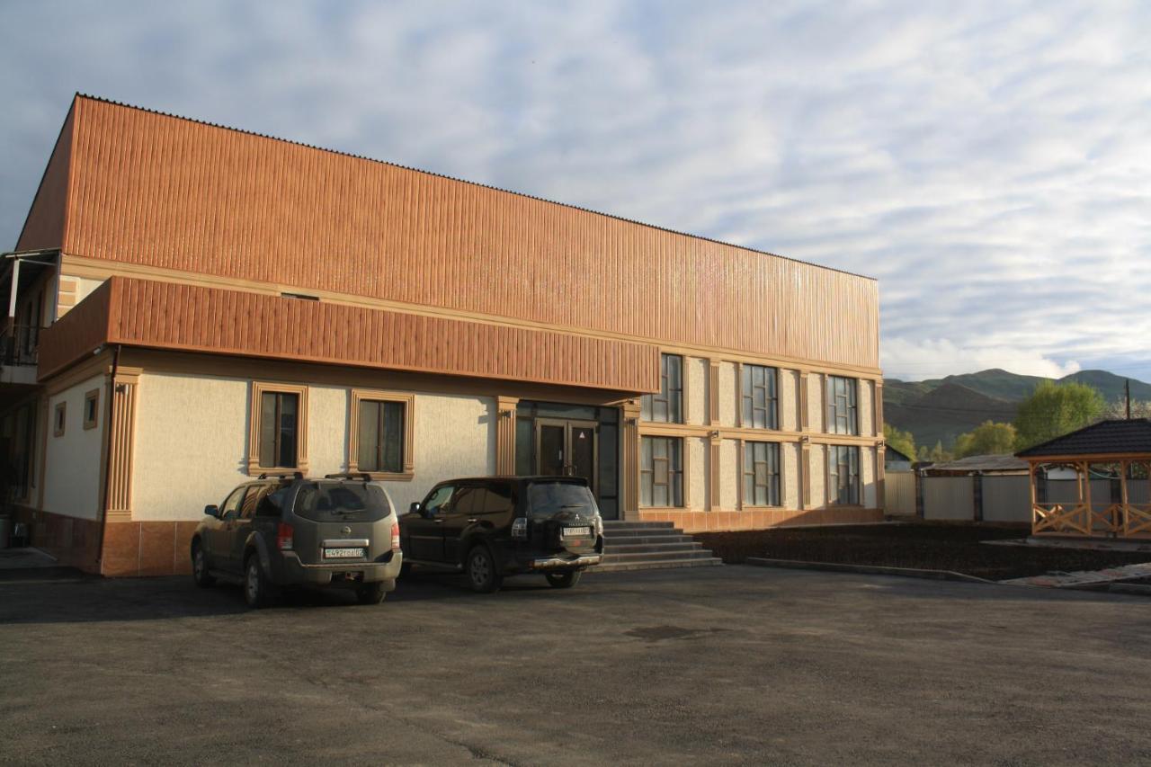 Saty Guest House Exterior foto