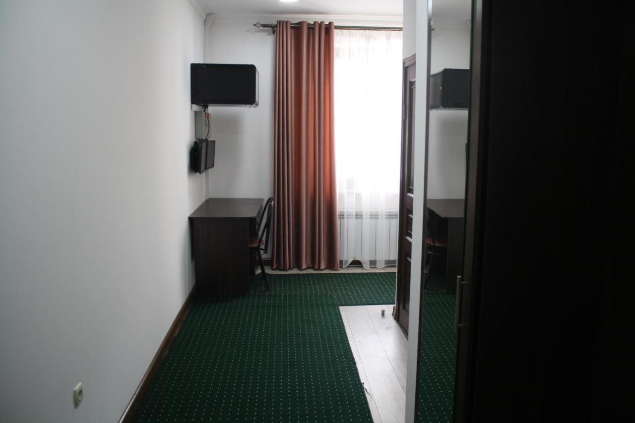 Saty Guest House Exterior foto
